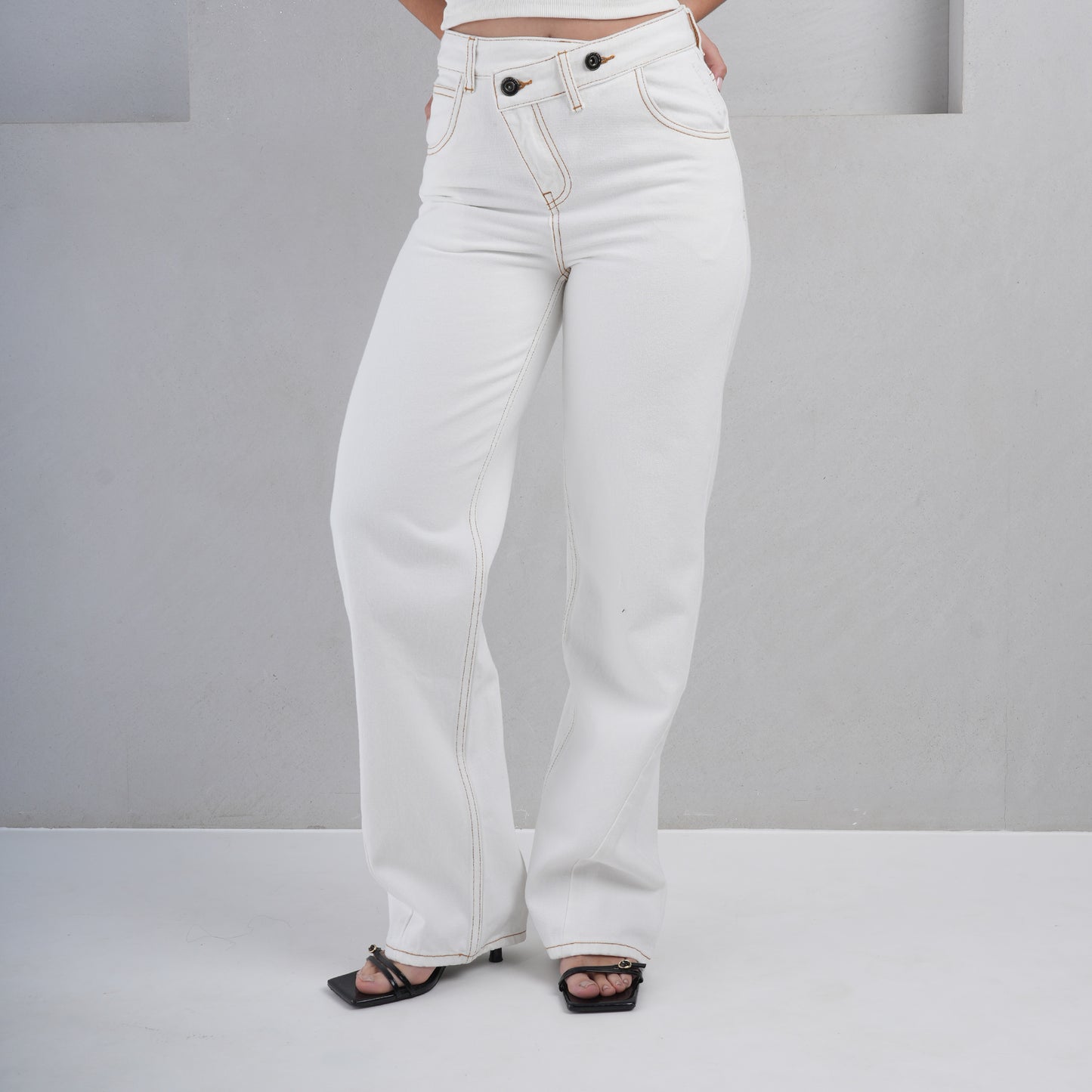 IVORY ASYMMETRIC JEANS