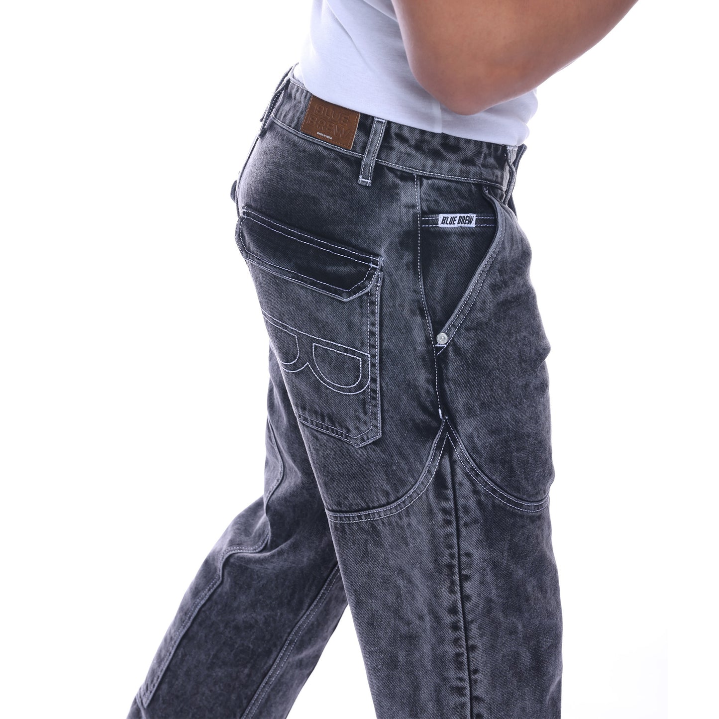 BLEACHED BLACK CARPENTER LOOSE FIT