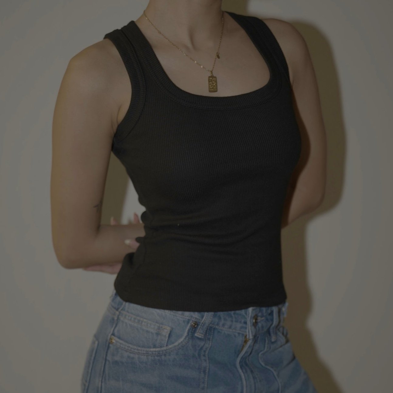 TANK TOP BLACK