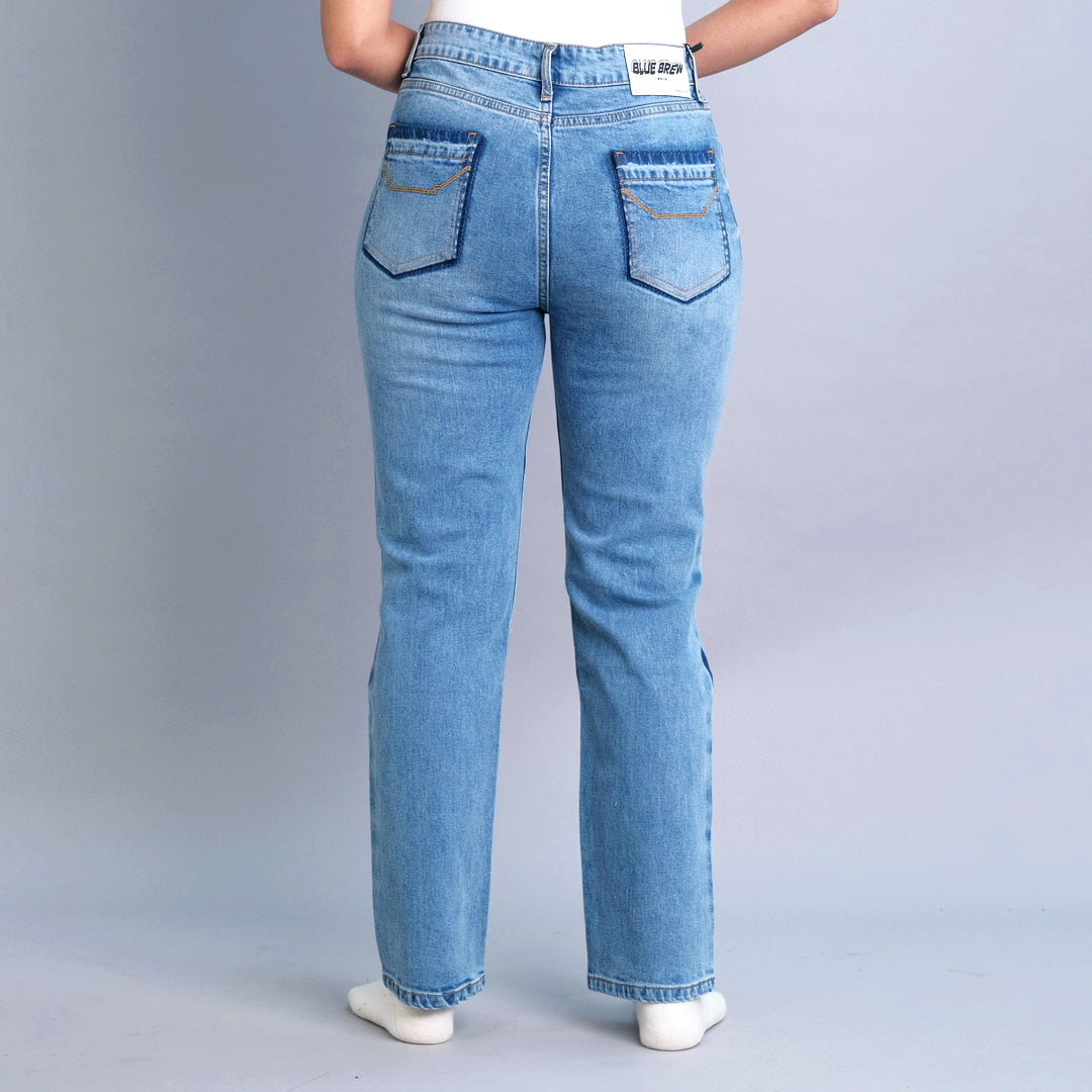 CROPPED DISTRESSED SLIM STRAIGHT FIT