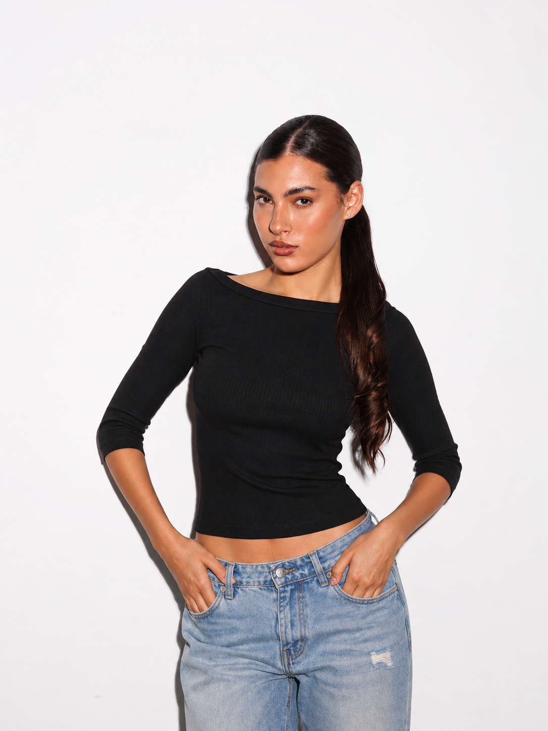 BOAT NECK ELBOW LENGTH TOP