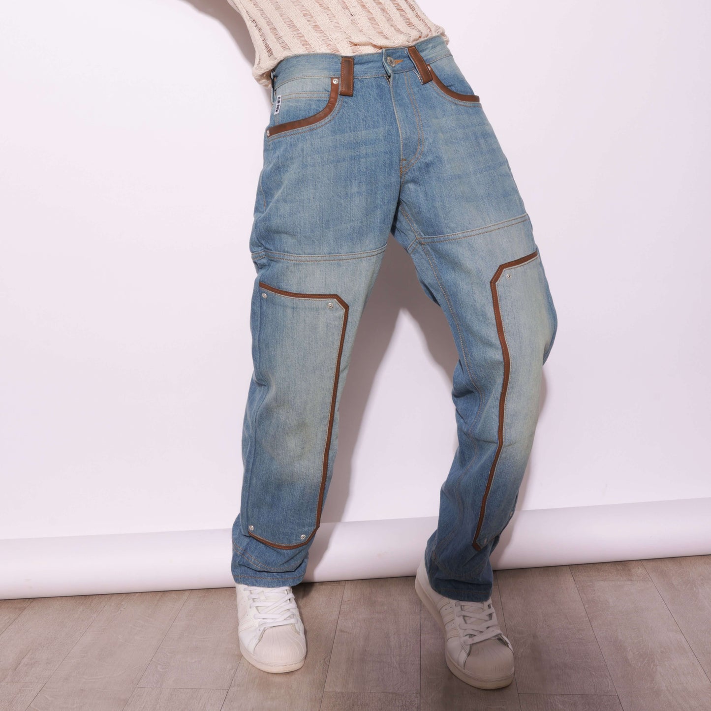 TANNED LINE LOOSE FIT