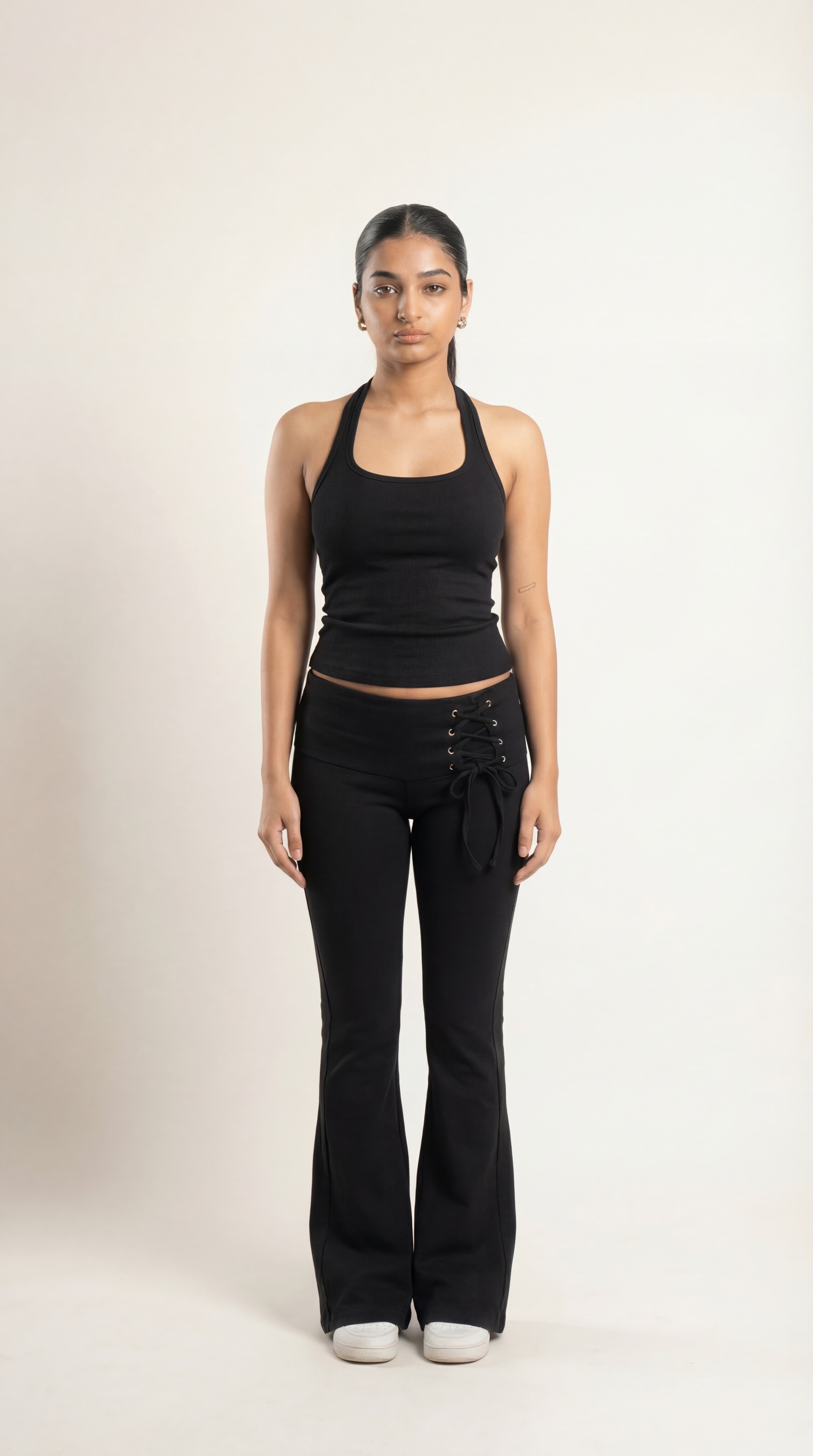 LOW WAIST FLARE PANTS BLACK